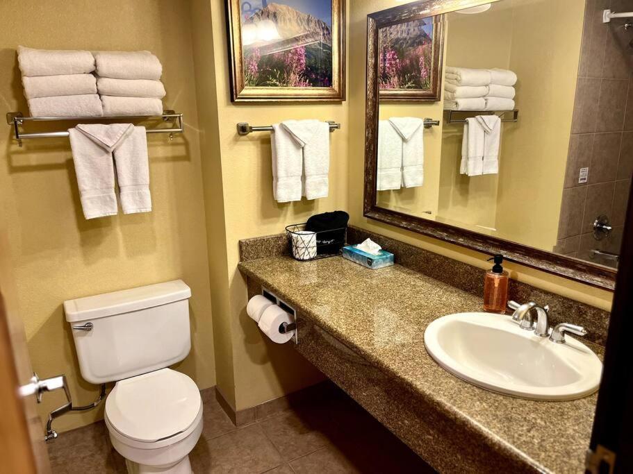 Mt Cb Mountain Side With King Bed, Hot Tub, Pool & Kitchen! Apartment Crested Butte Ngoại thất bức ảnh